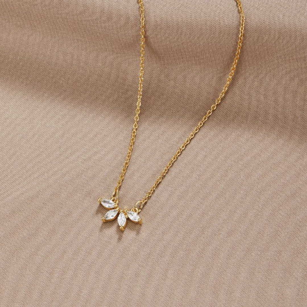Collier en Cristal de Feuille Omelia